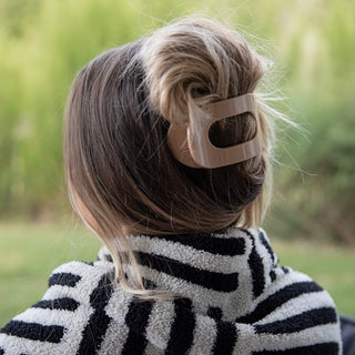 Large Oval Claw Clip Set – Golden Matte + Ivory Marble - Headbands of Hope