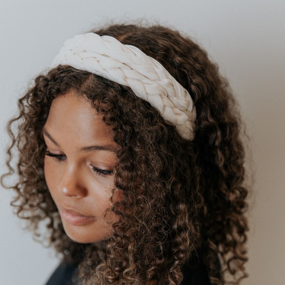 The double braided headband (2 ways to style it!) - The Small Things Blog